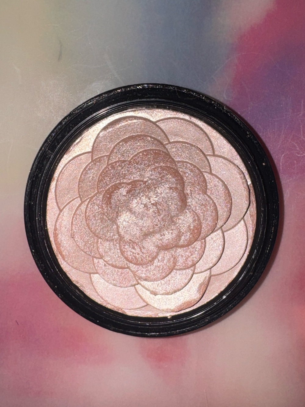 GUERLAIN Cruel Gardenia Highlighter